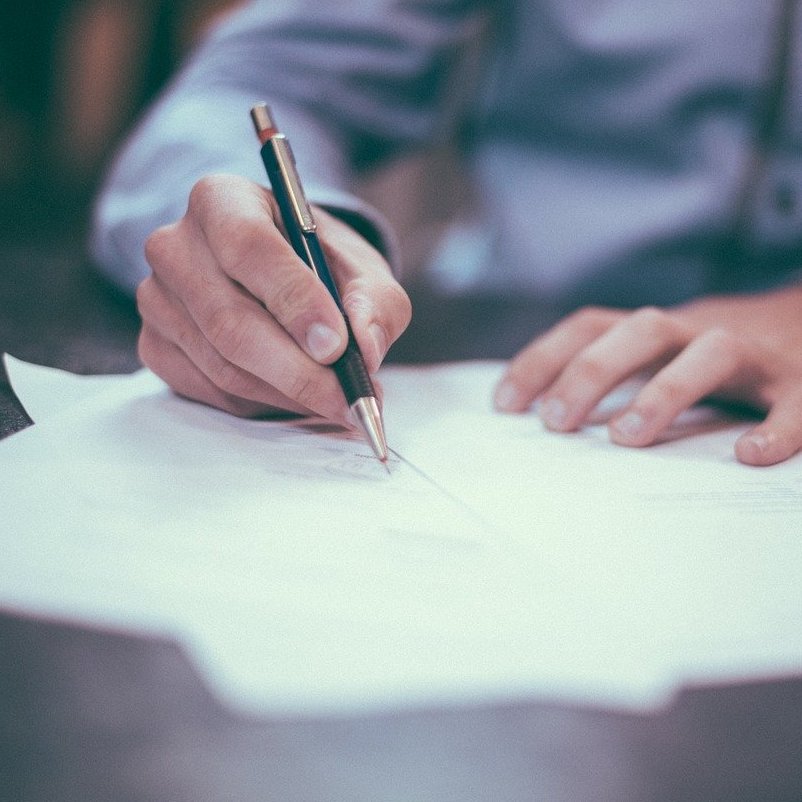 Modelo de contrato de arrendamento de habitação turística